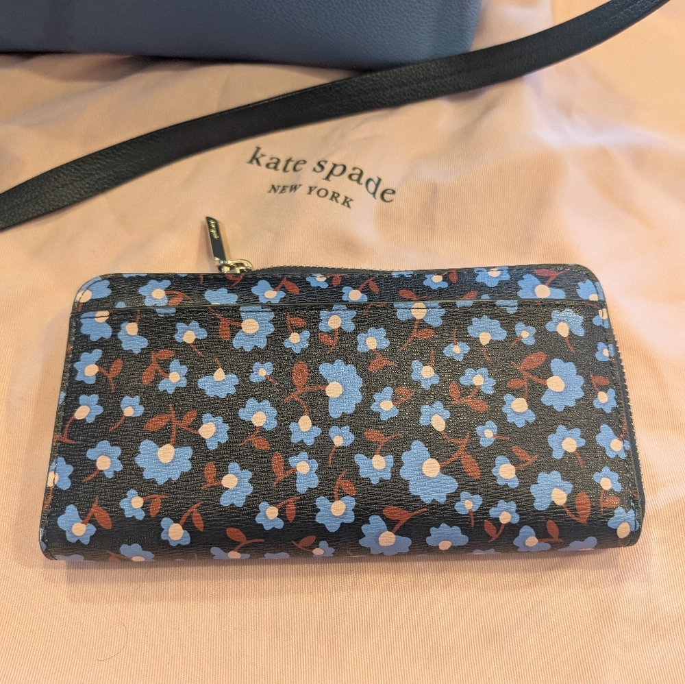 ✨ Kate Spade ♠️ - Picture 3 of 10